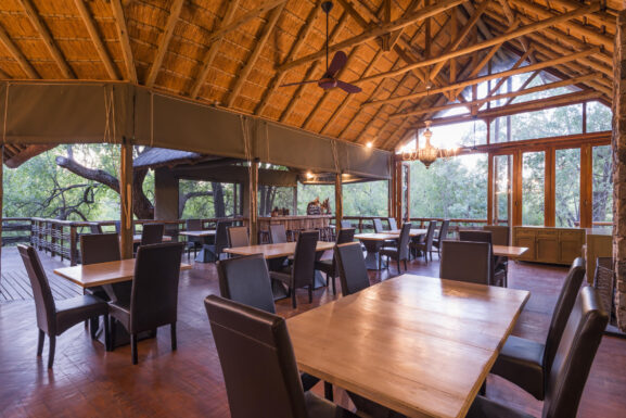 Thakadu-River-Camp