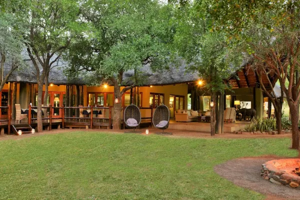 Black Rhino Private Lodge 2 black rhino lodge