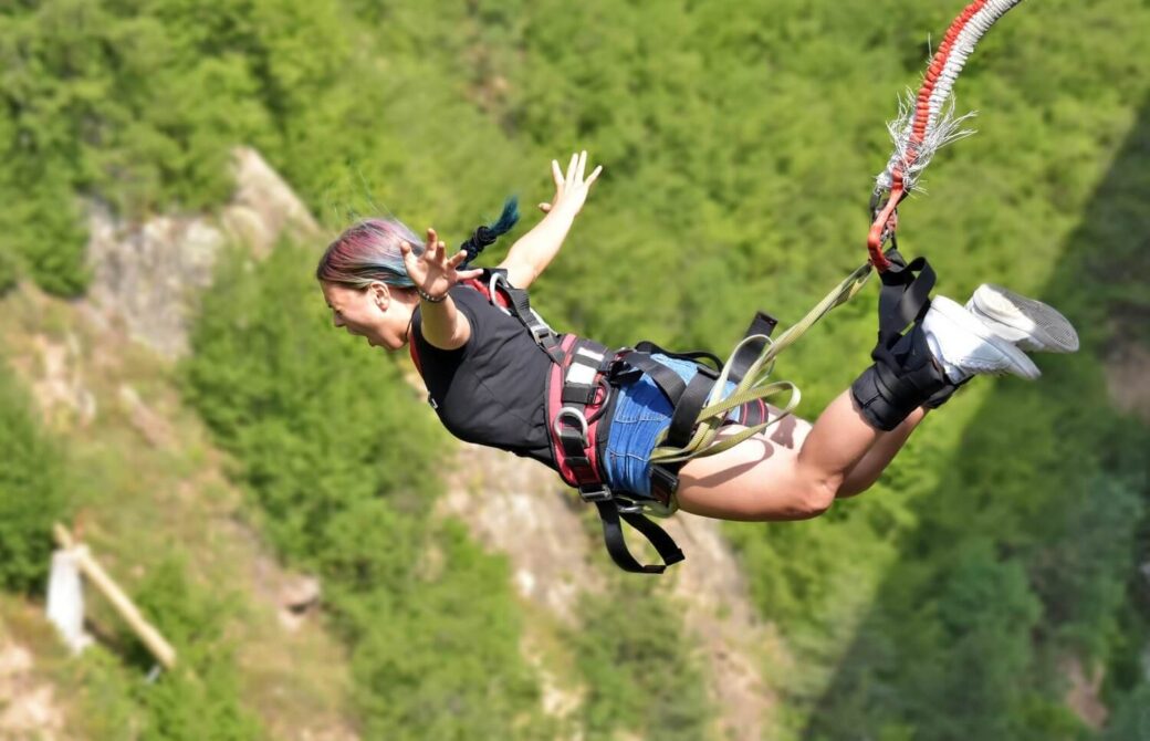 bungee8
